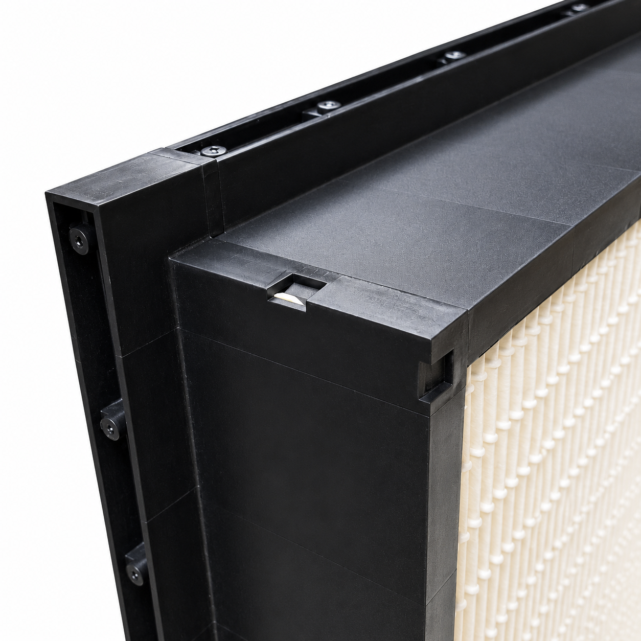 24x24x4 plastic single header mini pleat filter corner detail